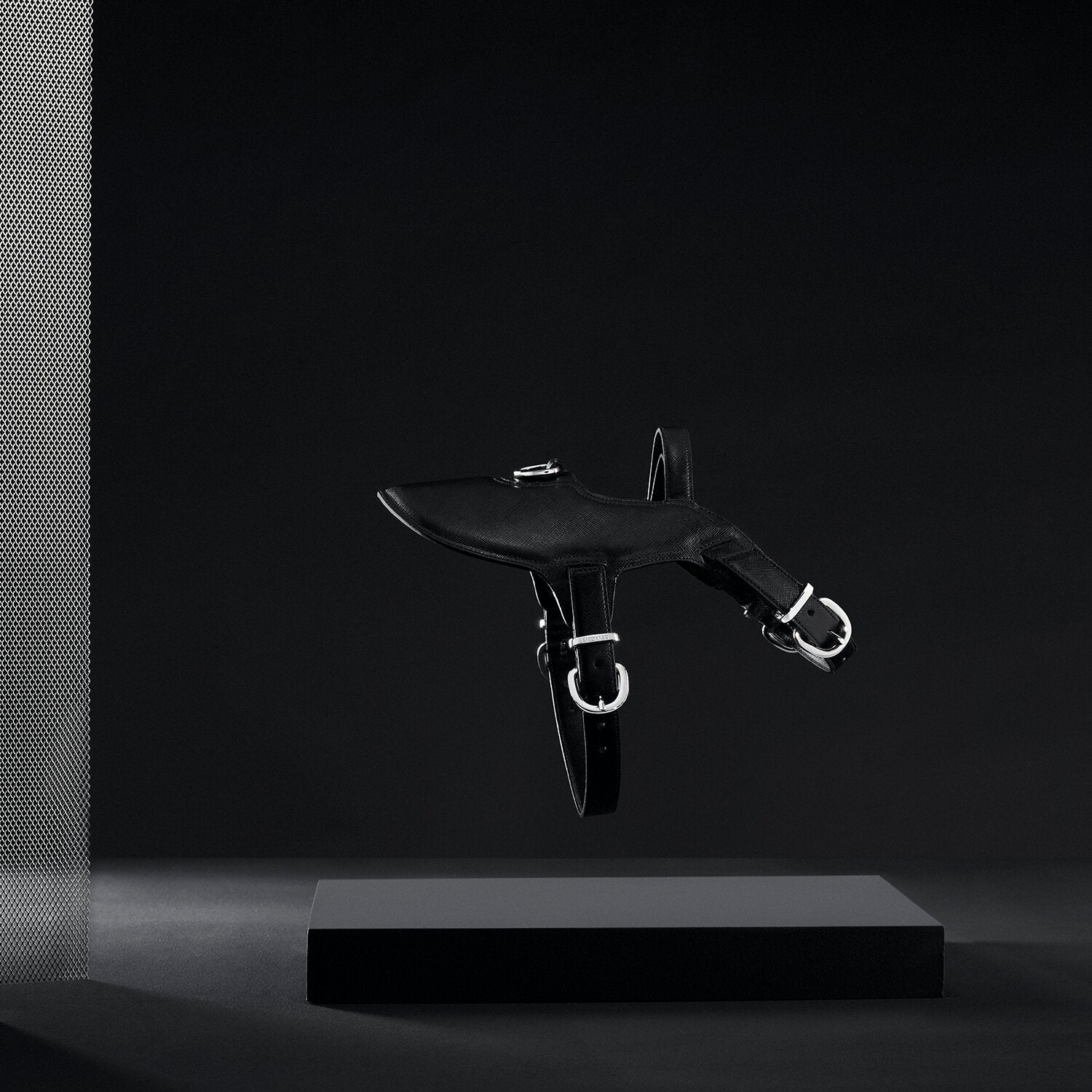 Luxury dog harness in black Saffiano leather with Palladium