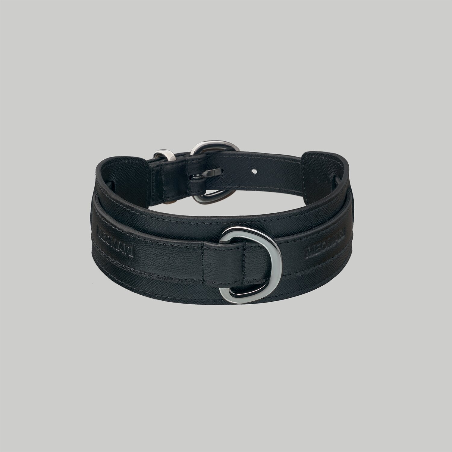 Luxury dog collar in black Saffiano leather with Ruthenium