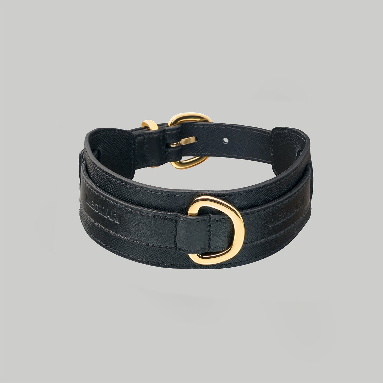 Luxury Dog collar in black Saffiano leather with Gold