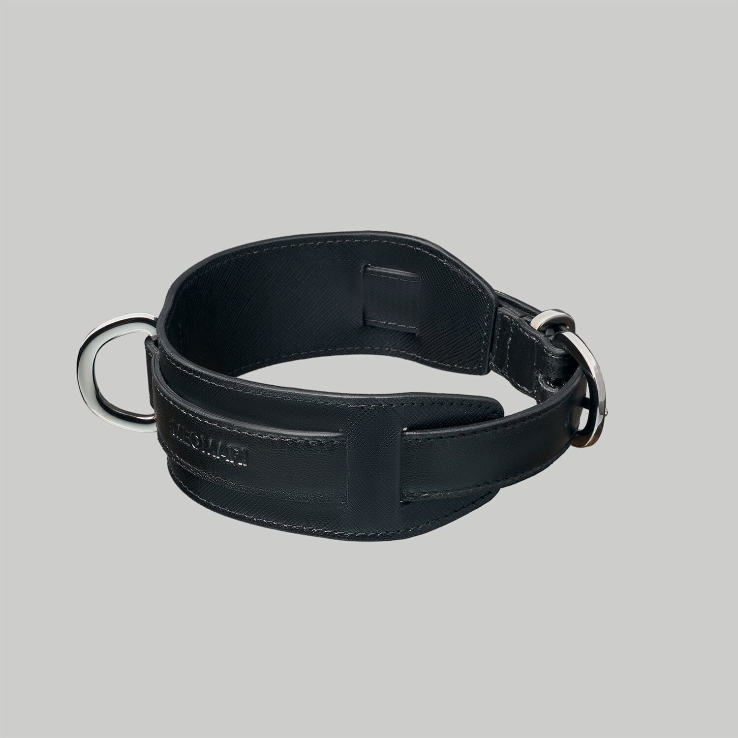 Dog collar in black Saffiano leather with Ruthenium