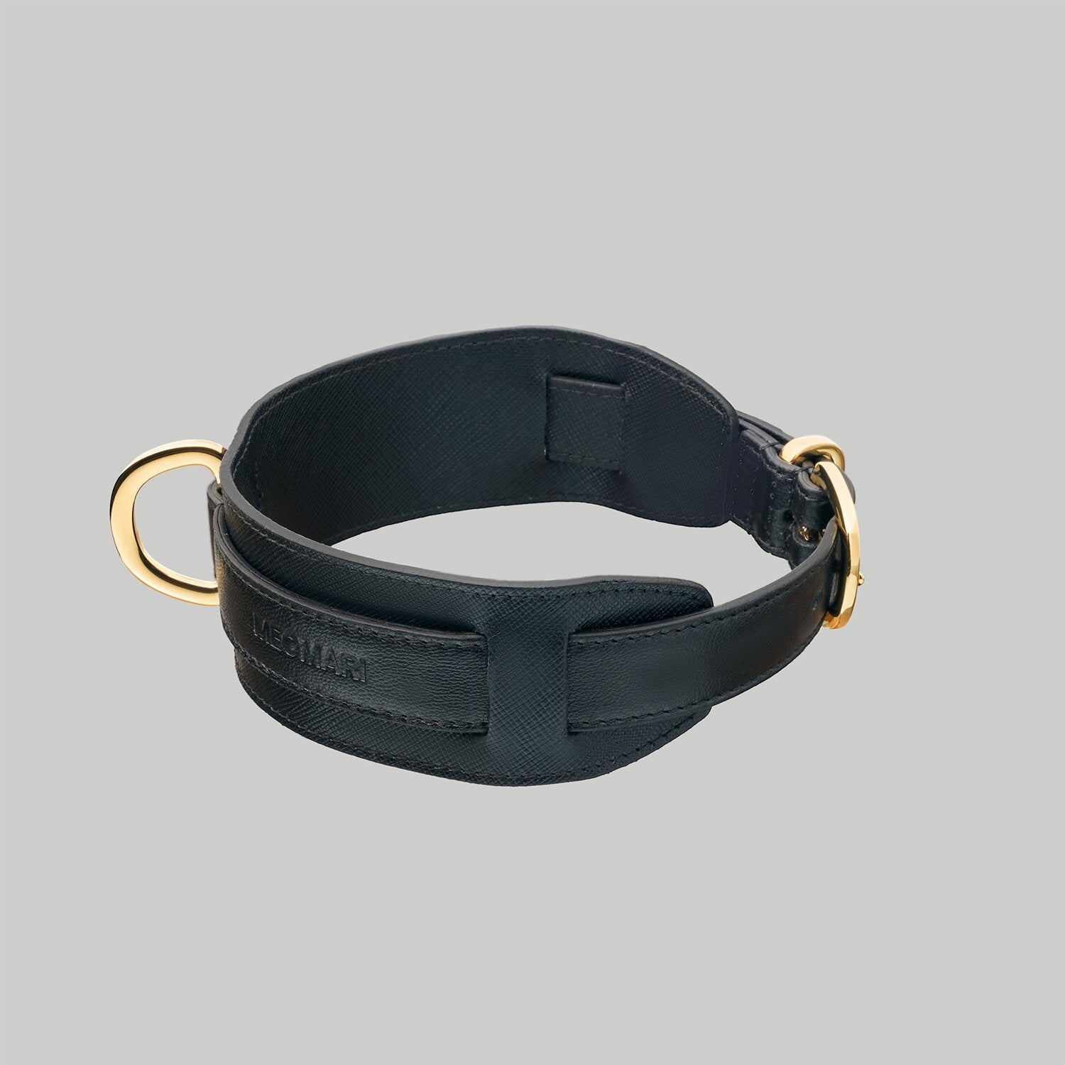 Luxury Dog collar in black Saffiano leather with Gold